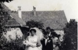 Svadba, pri dnešnom OcÚ, archív p. Kosáková